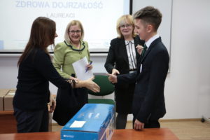 ‘Healthy maturity’ final regional competition for students